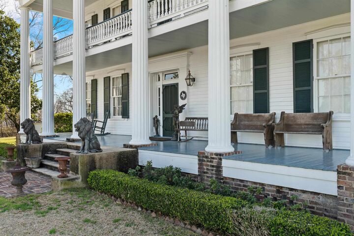 Property Photo: 11992 Cr 4233 W 11.70 +/- Acres With Home TX 75760