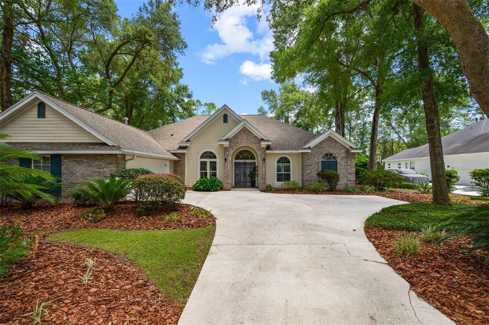 Property Photo: 9340 SW 32nd Place FL 32608