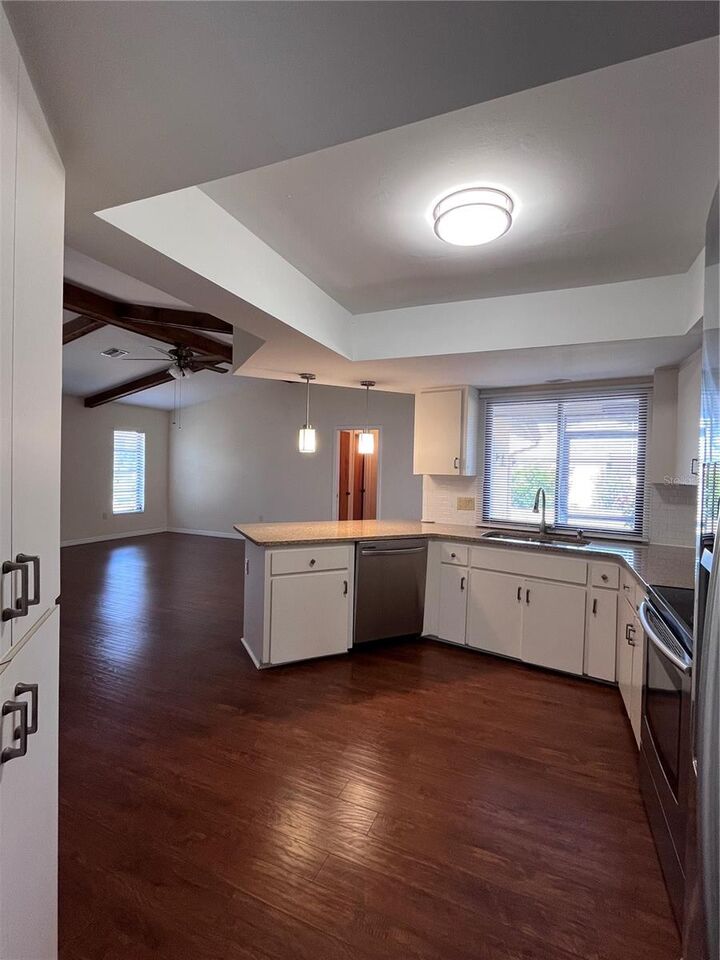 Property Photo: 5816 Monroe Road FL 34293
