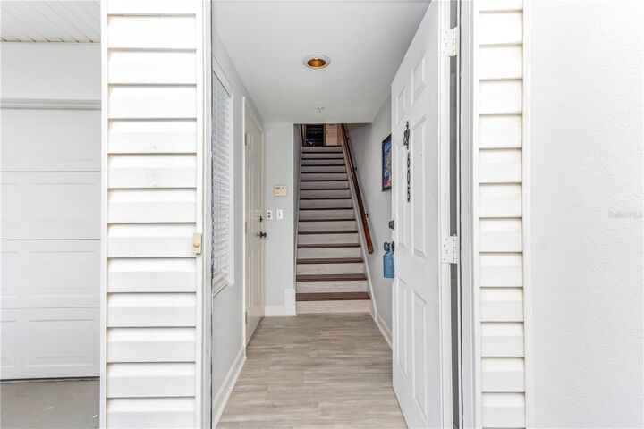 Property Photo: 320 Island Way 605 FL 33767