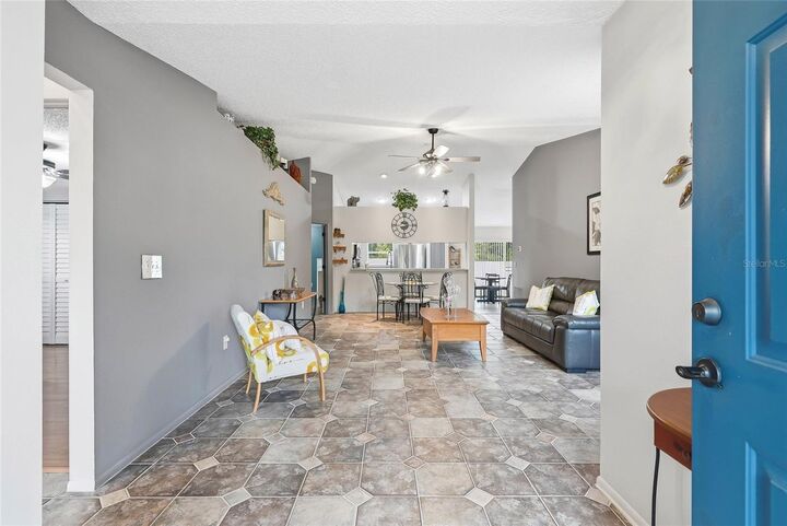 Property Photo:  11026 Streamside Drive  FL 33624 