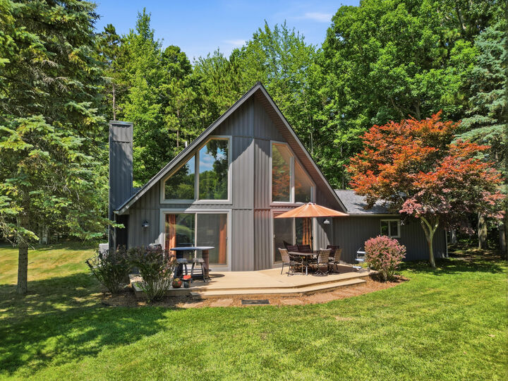 Property Photo: 6920 Mayfair Drive MI 49346
