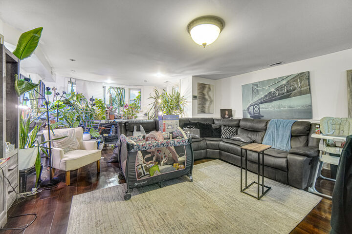 Property Photo:  7020 S Paxton Avenue Gs  IL 60649 