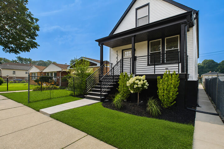 Property Photo: 1223 W 112th Street IL 60643