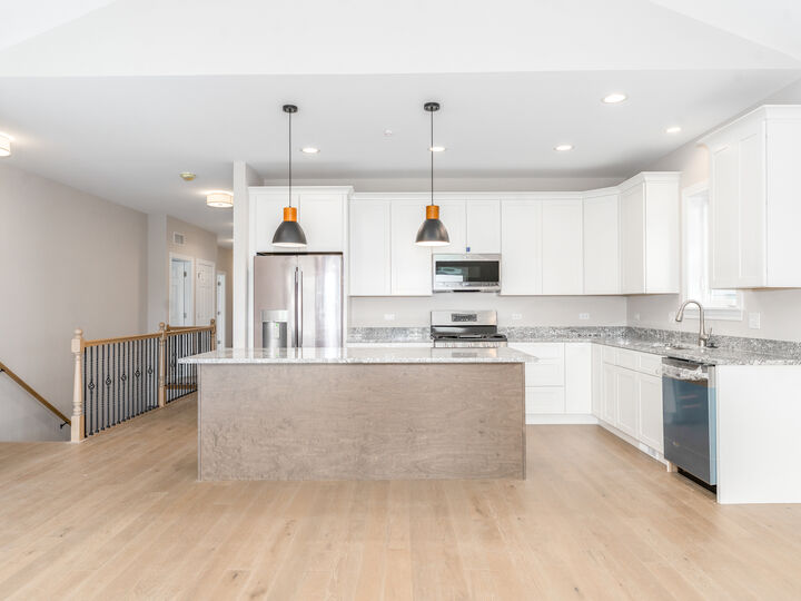 Property Photo: 1452 Somerset Place IL 60010