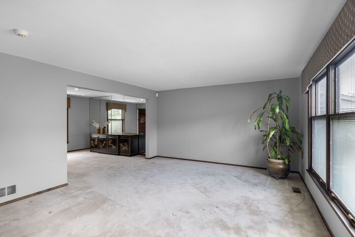 Property Photo:  2621 Landwehr Road  IL 60026 
