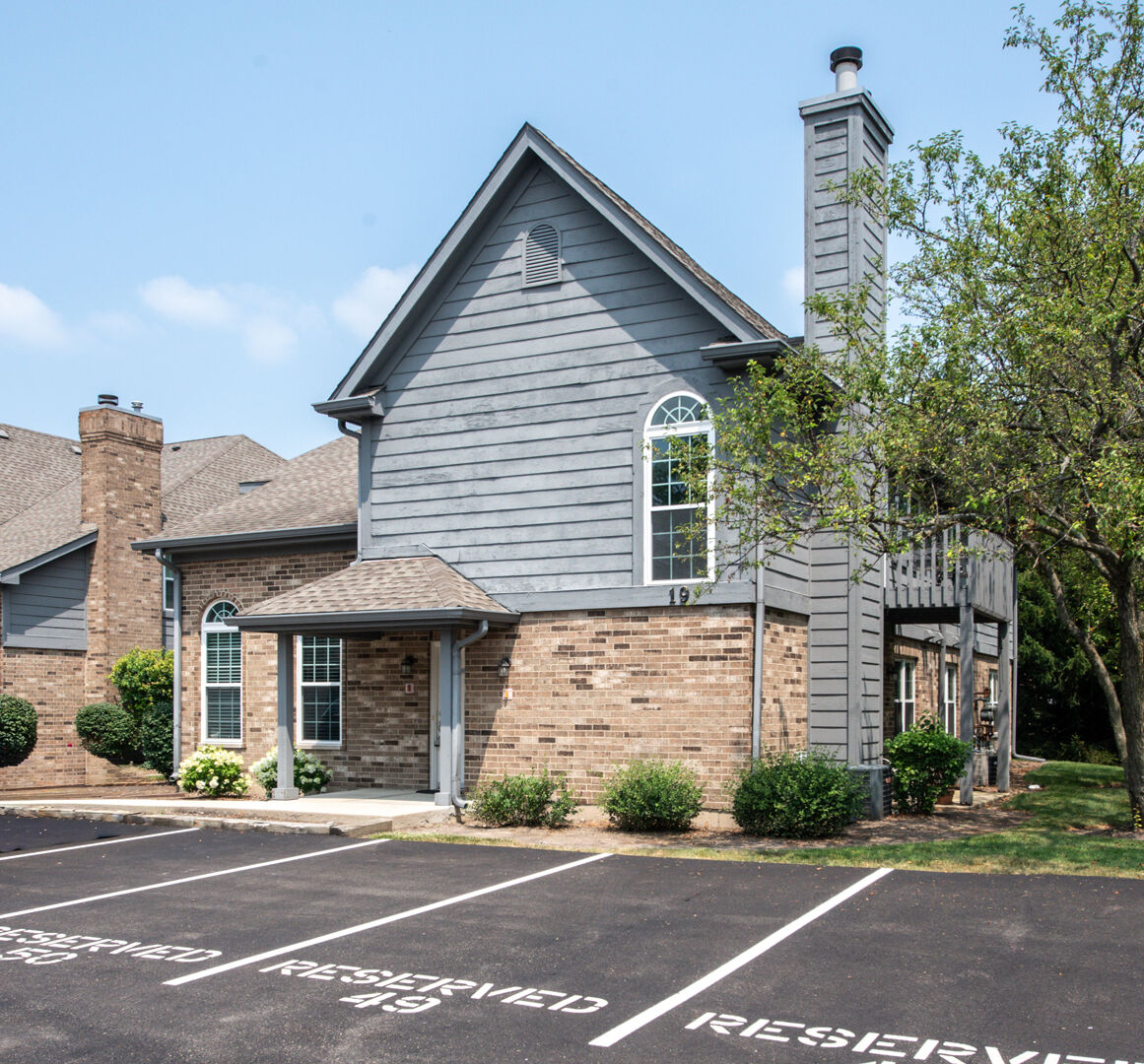 Property Photo: 19 Foxcroft Road 203 IL 60565
