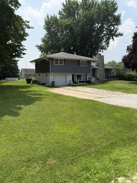 Property Photo:  360 Swanson Road  IL 60178 