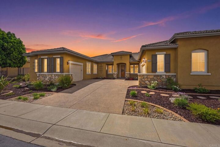 Property Photo:  363 Melbourne Glen  CA 92026 
