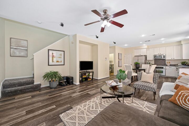 Property Photo:  3224 Paumanok Way  CA 95835 