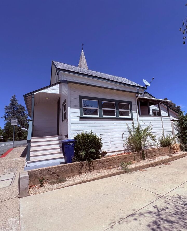 Property Photo:  110 Church Street  CA 95642 