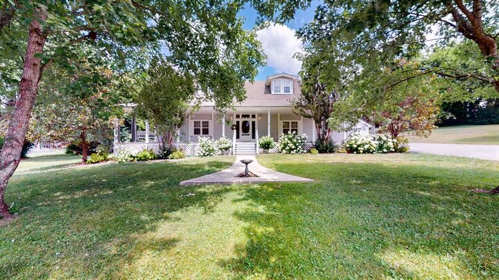 Property Photo: 113 Yell Dr E TN 37183