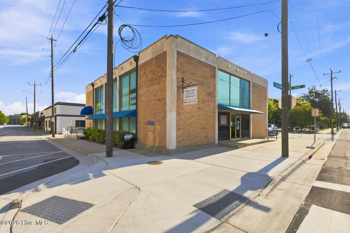 Property Photo:  201 New Bridge Street  NC 28540 