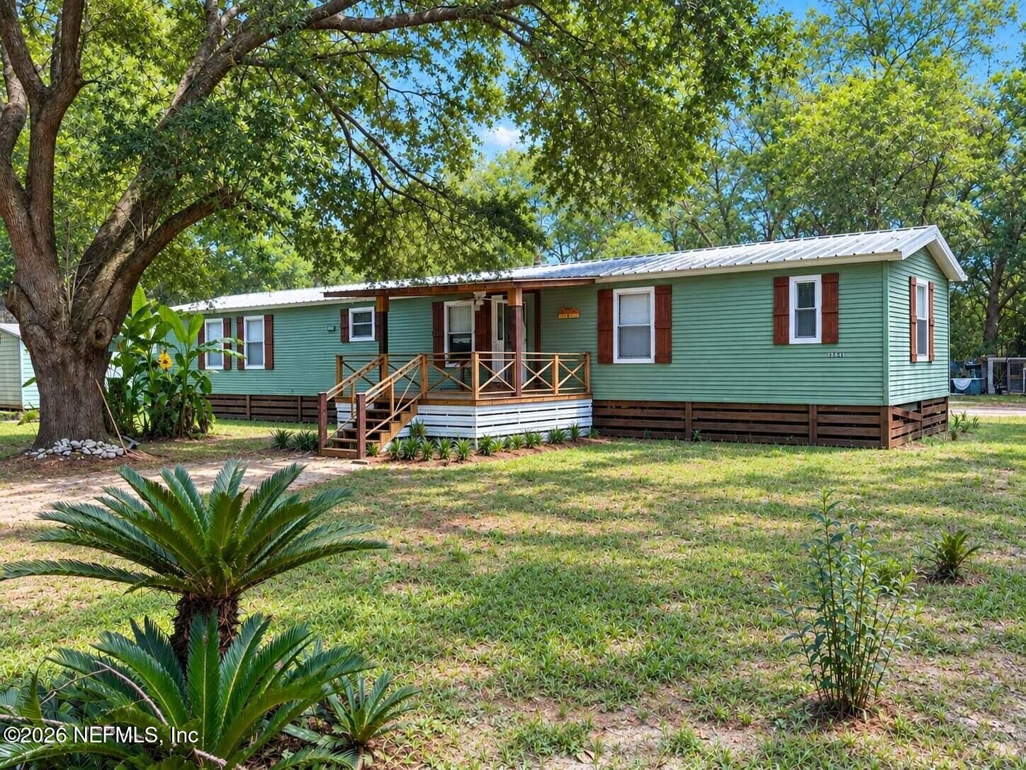 Property Photo: 14841 Gallup Lane FL 32040