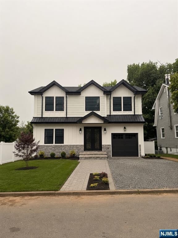 Property Photo:  49 N Glenwood Drive  NJ 07621 