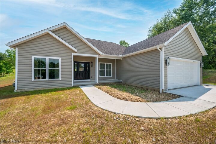 Property Photo: 135 Hillside Drive OH 44413