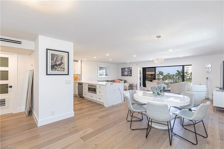 Property Photo:  2880 Gulf Shore Blvd N 509  FL 34103 