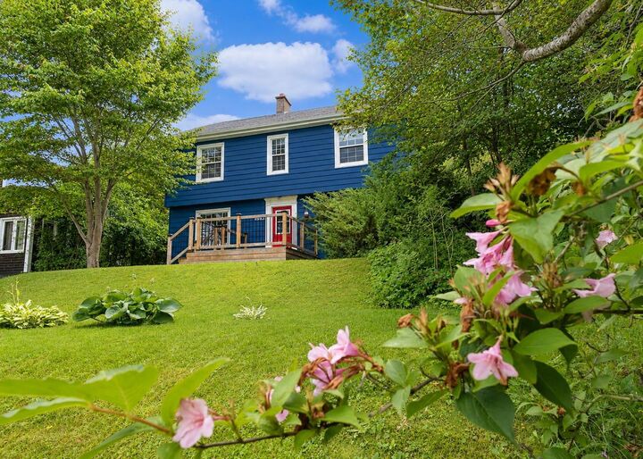 Property Photo: 693 Kings Road NS B1S 1C1
