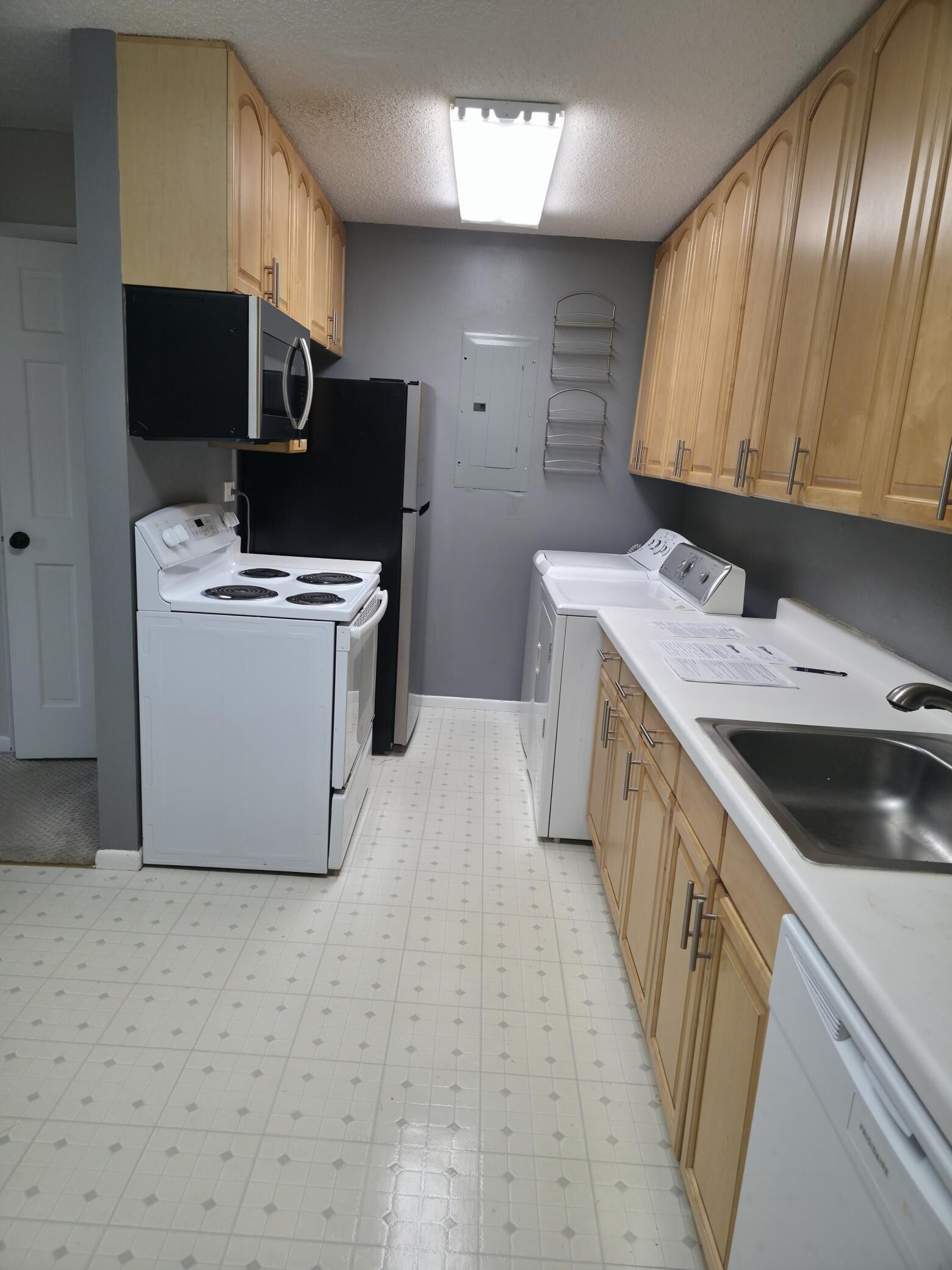 Property Photo: 1241 Wagon Wheel Road MN 55343