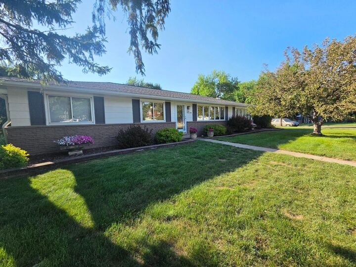 Property Photo: 1202 Martin Road MN 56007