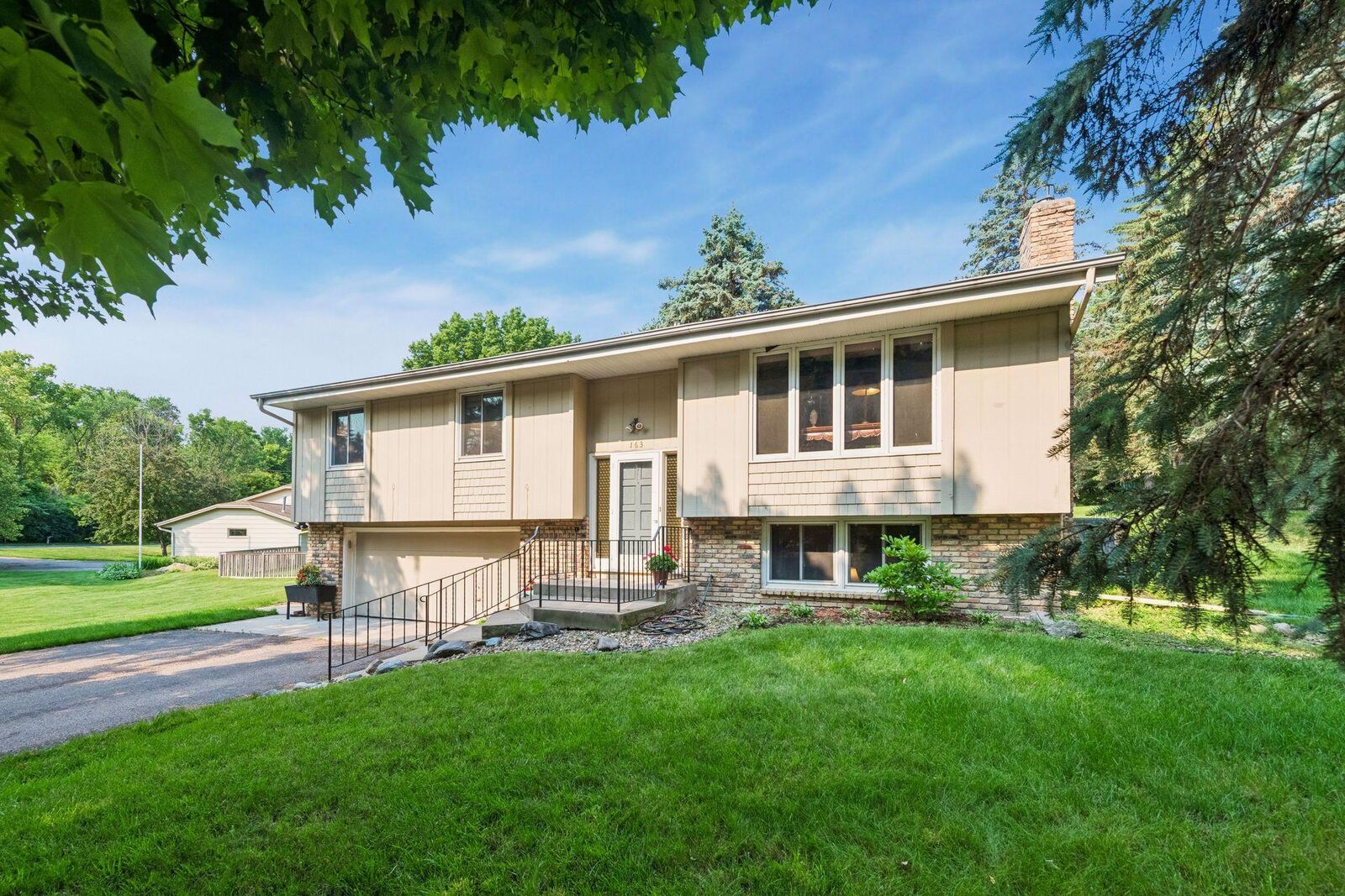 Property Photo: 163 Upper Lea Lane MN 55356