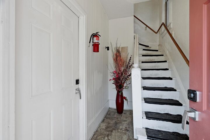 Property Photo:  53 Dale Street N  MN 55102 