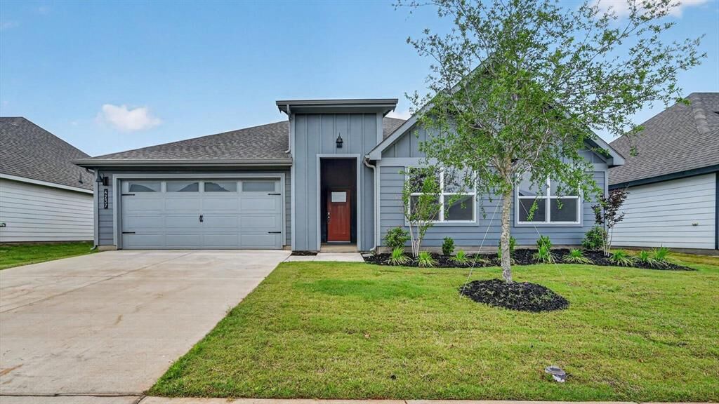 Property Photo: 1416 Canterbury Trail TX 75115