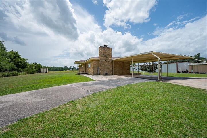 Property Photo: 202 E Park Street OK 74851