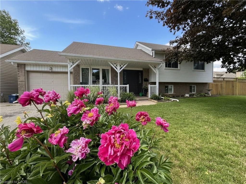 Property Photo: 150 Kent Street ON N1S 4H2