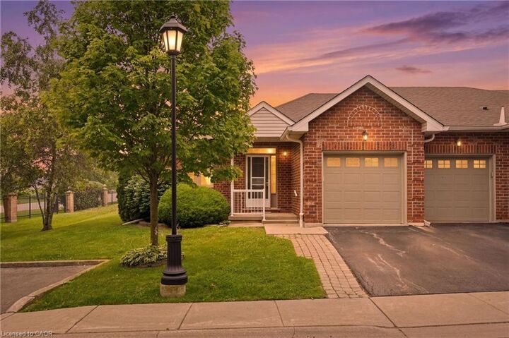 98 Sunibel Drive E — photo 1