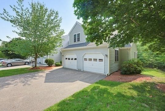 Property Photo: 42 Mountain Laurel Ln 42 MA 01420