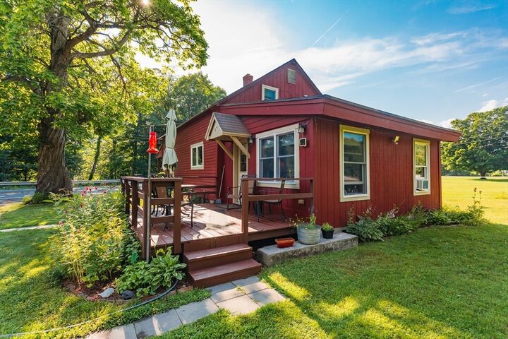Property Photo: 211 Main St MA 01370