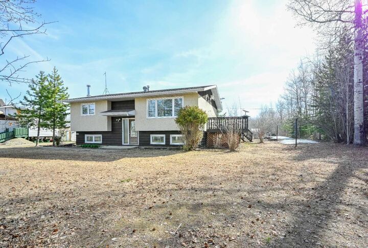 Property Photo:  69565 Range Road 65  AB T0H 1X0 