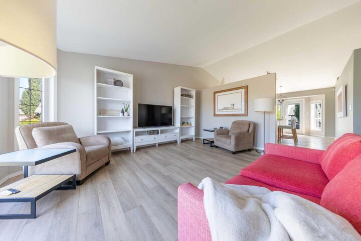 Property Photo:  6116 21 Street  AB T9V 3J9 