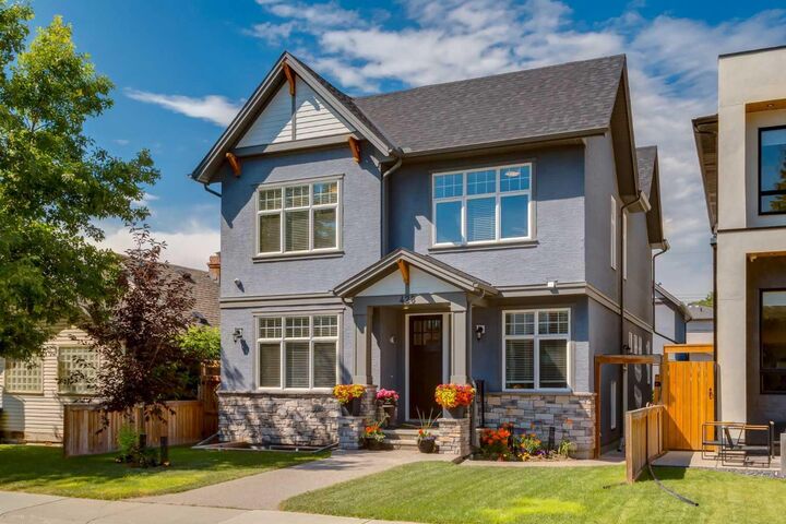 Property Photo: 428 21 Avenue NE AB T2E 1S6