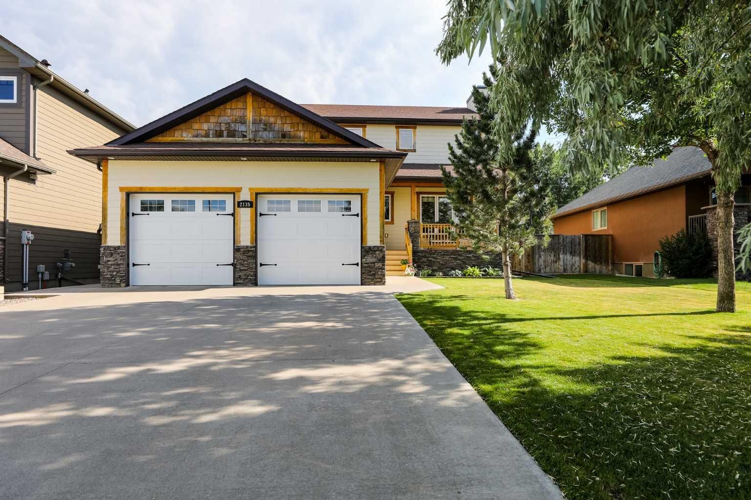 Property Photo: 2135 33 Avenue AB T1M 0B6