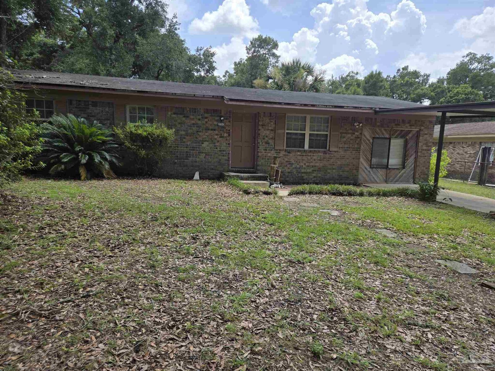 Property Photo: 2513 Wyatt St FL 32514