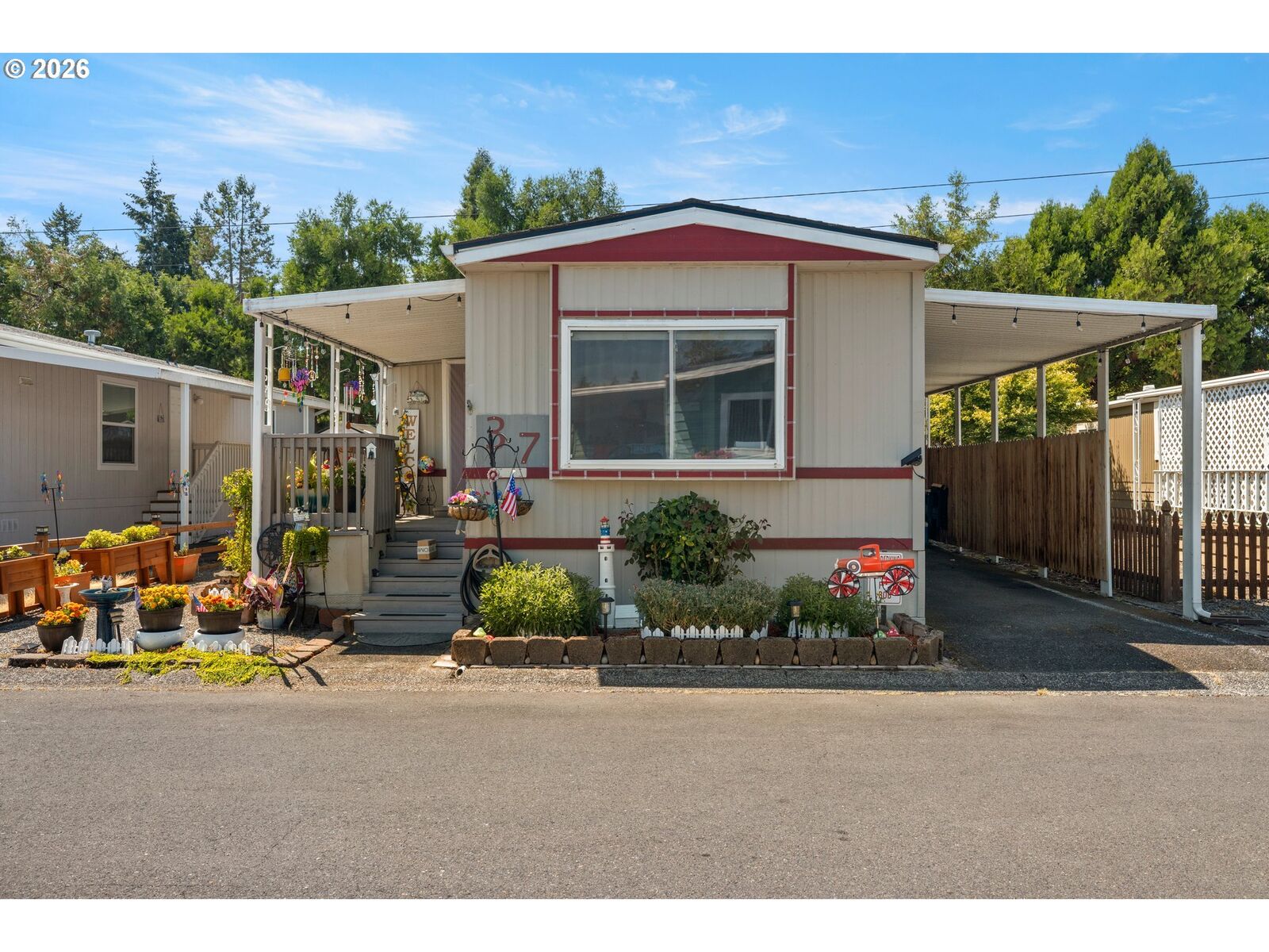 Property Photo: 13640 SE Highway 212 #37 OR 97015