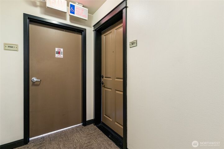 Property Photo:  690  32nd Street B301  WA 98225 