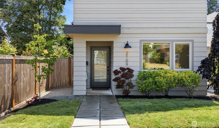 Property Photo: 2109 NE 83rd Street WA 98115