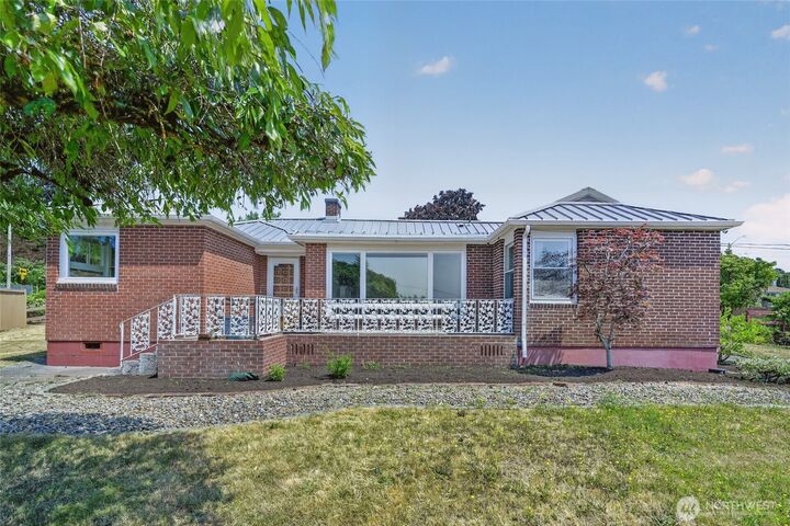 Property Photo: 6805 SE Middle Way WA 98664