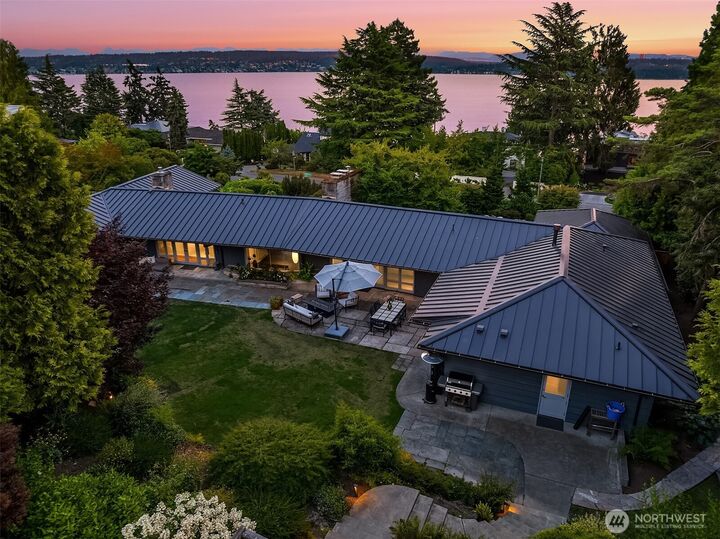 Property Photo: 6340 NE Windermere Road WA 98105