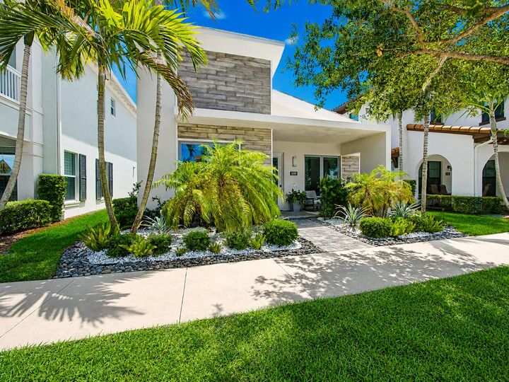 Property Photo: 1189 Faulkner Terrace FL 33418