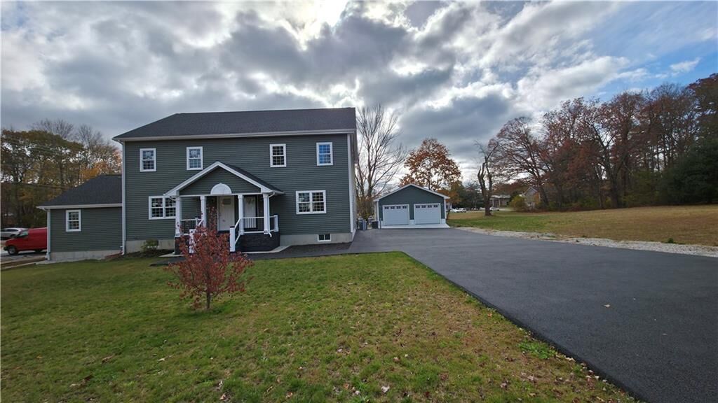Property Photo:  65 Oakland Avenue  RI 02858 