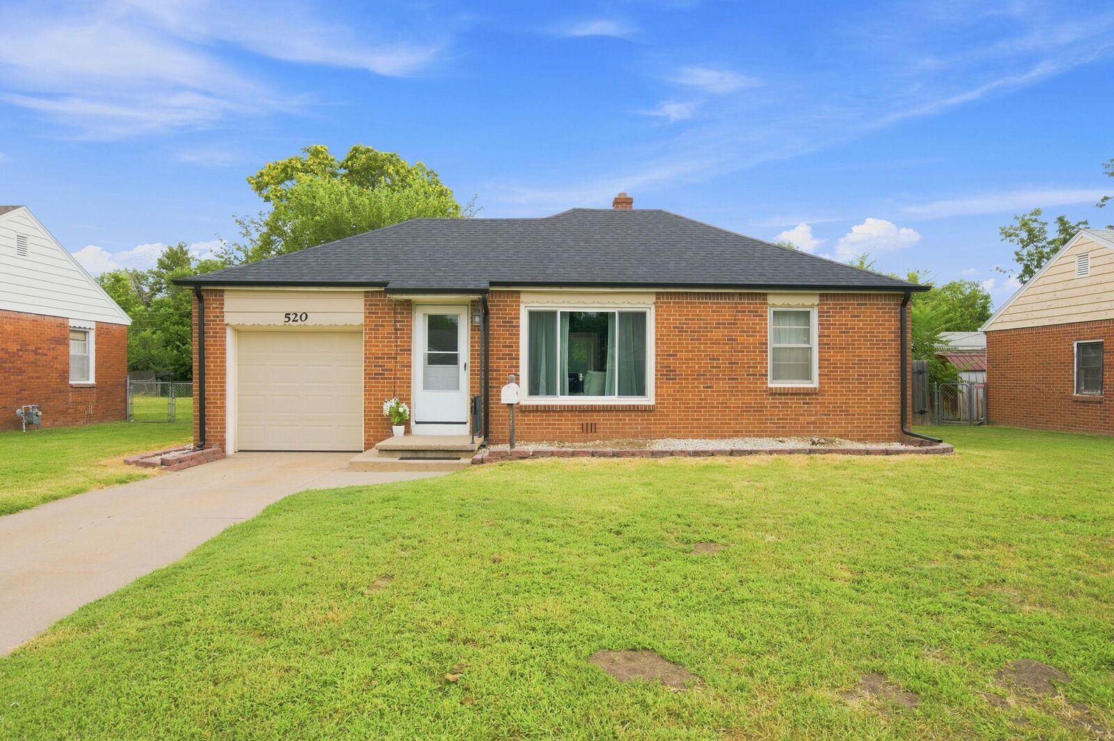 Property Photo:  520 W Blake St  KS 67213 