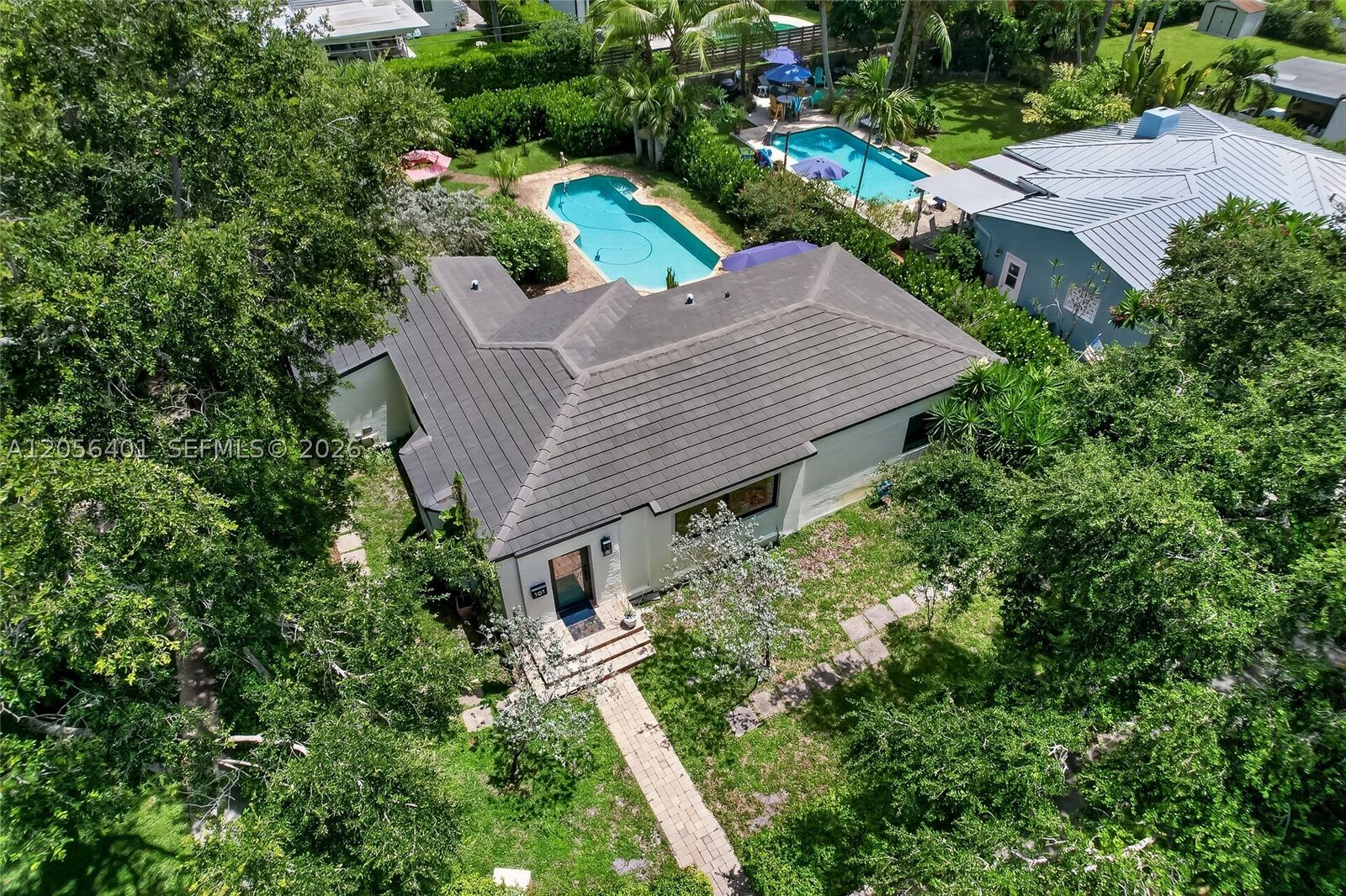 Property Photo:  101 NE 107th St  FL 33161 