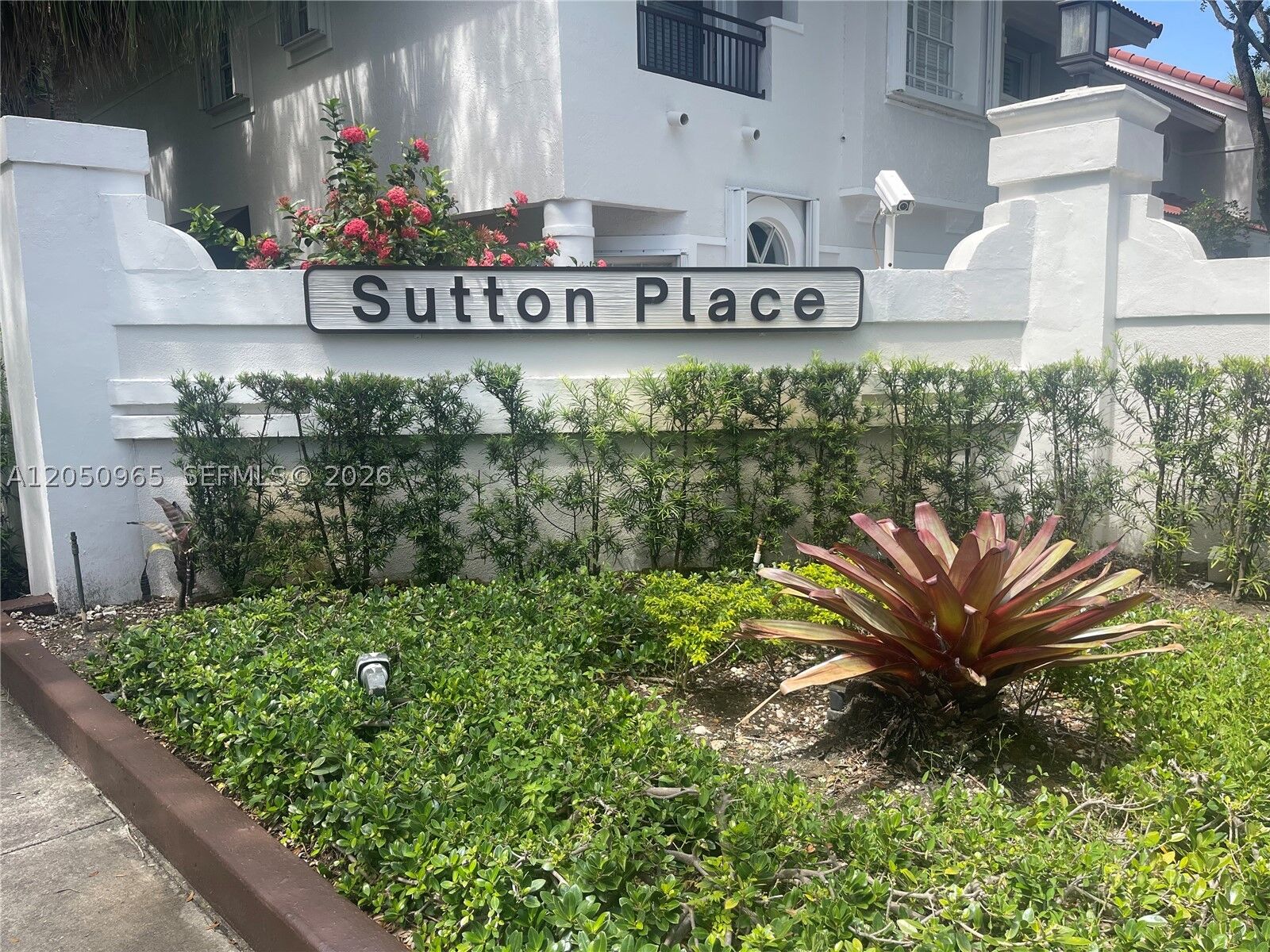 Property Photo: 6853 SW 89th Ter FL 33156