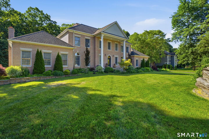Property Photo:  52 Country Club Road  CT 06043 
