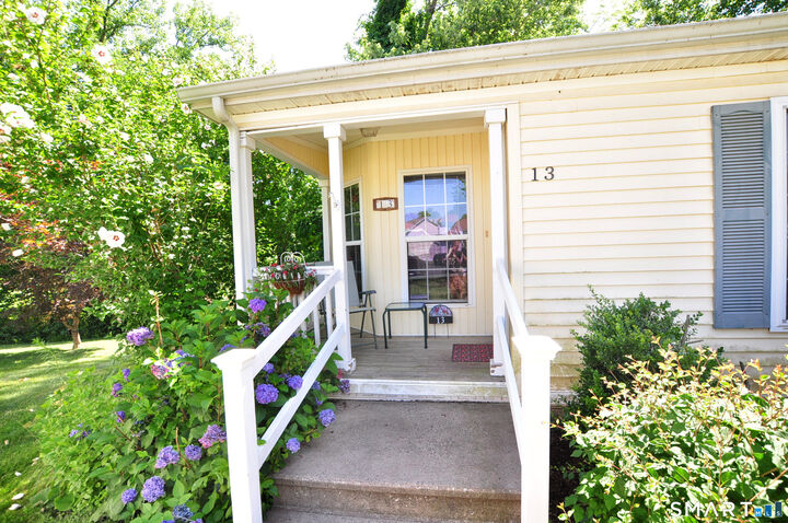 Property Photo:  13 Laurel Circle  CT 06088 
