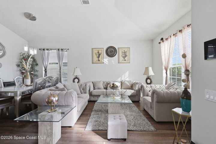 Property Photo: 1574 Dittmer Circle SE FL 32909